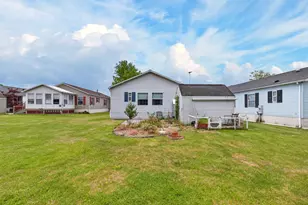 96 Songbird Ln, Tiverton, RI 02878 - Photo 25