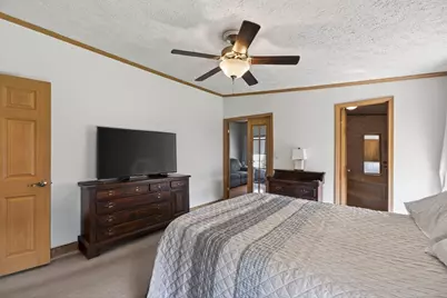 96 Songbird Ln, Tiverton, RI 02878 - Photo 19
