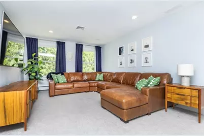2 Amherst Rd, Andover, MA 01810 - Photo 11