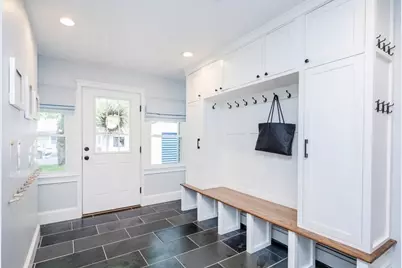 2 Amherst Rd, Andover, MA 01810 - Photo 3