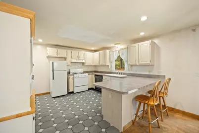 375 Mockingbird Way, Taunton, MA 02718 - Photo 3