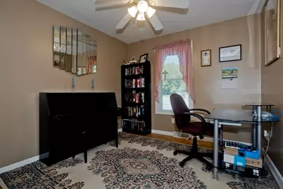 12 Camelot Ln, Easthampton, MA 01027 - Photo 33