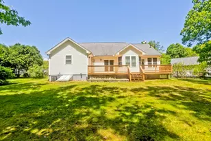 12 Camelot Ln, Easthampton, MA 01027 - Photo 3