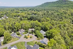 12 Camelot Ln, Easthampton, MA 01027 - Photo 7