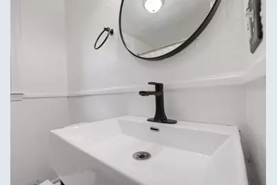 10 Lawrence Ave, South Hadley, MA 01075 - Photo 19
