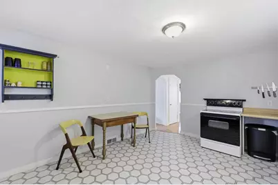 10 Lawrence Ave, South Hadley, MA 01075 - Photo 13