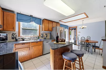 29 Hudson St., Springfield, MA 01118 - Photo 5