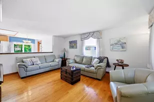 29 Hudson St, Springfield, MA 01118 - Photo 11
