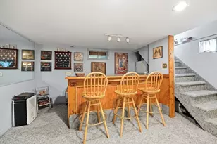 29 Hudson St, Springfield, MA 01118 - Photo 19