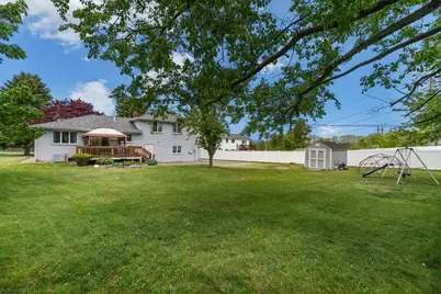 394 Lees River Ave, Somerset, MA 02725 - Photo 3