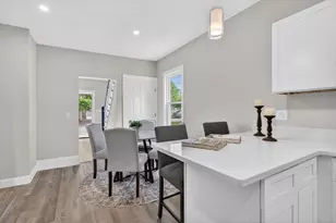 28 Greendale Ave, Worcester, MA 01606 - Photo 11