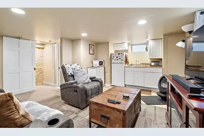14 Wareham, Medford, MA 02155 - Photo 21