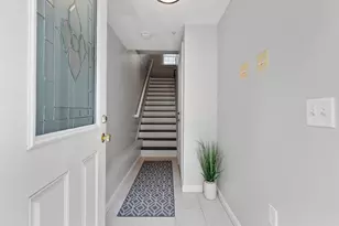2 Ricciuti Dr, Quincy, MA 02169 - Photo 3