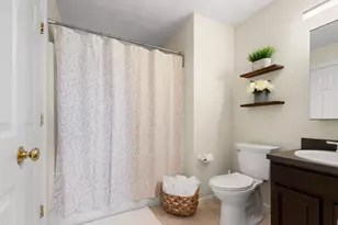 2 Ricciuti Dr, Quincy, MA 02169 - Photo 25