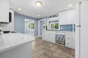 157 Nicholas Rd, Raynham, MA 02767 - Photo 7