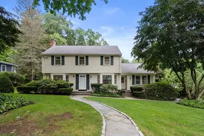 11 Nantucket Road, Wellesley, MA 02481 - Photo 1