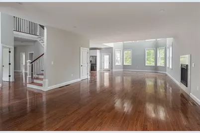 15 Anna Pl, Holliston, MA 01746 - Photo 5