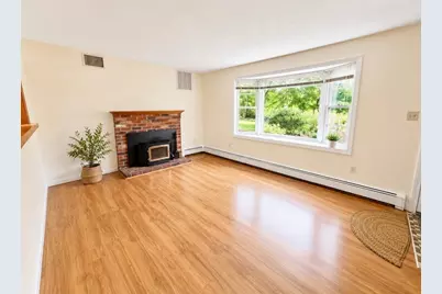 20 Pinecrest Rd #20, Uxbridge, MA 01569 - Photo 3