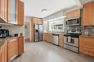 32 Terrace Dr, Worcester, MA 01609 - Photo 9