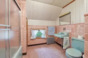 17 E Howe St, Orange, MA 01364 - Photo 27
