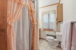 17 E Howe St, Orange, MA 01364 - Photo 17
