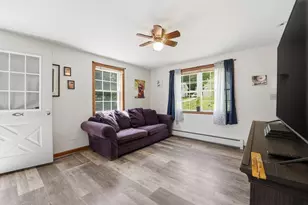 277 Walnut Hill Rd, Orange, MA 01364 - Photo 9