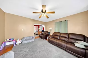 77 Langley St, Fall River, MA 02720 - Photo 13