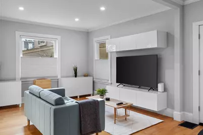 14 Everett St #1, Medford, MA 02155 - Photo 3