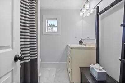 14 Everett St #2, Medford, MA 02155 - Photo 21