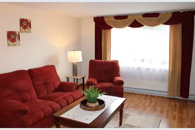 28 State St, Chicopee, MA 01013 - Photo 11