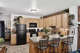 8 Bremen St, Boston, MA 02128 - Photo 3