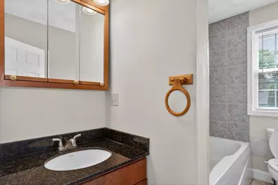 111 Chestnut St, Wilmington, MA 01887 - Photo 9