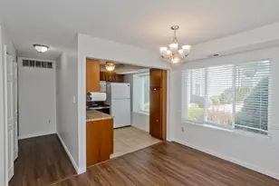 144 Nassau Dr, Springfield, MA 01129 - Photo 13