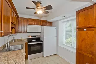 144 Nassau Dr, Springfield, MA 01129 - Photo 11