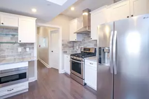 43 Cypress, Watertown, MA 02472 - Photo 3