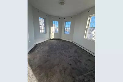 539-541 N North Front Street #3s, New Bedford, MA 02745 - Photo 5