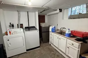 341 Earle St, New Bedford, MA 02746 - Photo 23
