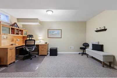 104 Ridgewood Dr, Taunton, MA 02780 - Photo 35