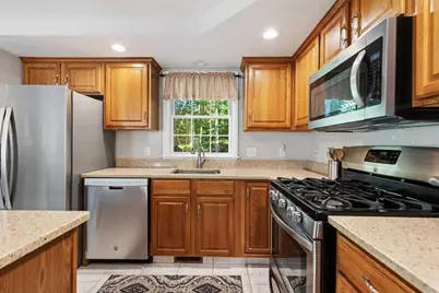 104 Ridgewood Dr, Taunton, MA 02780 - Photo 17