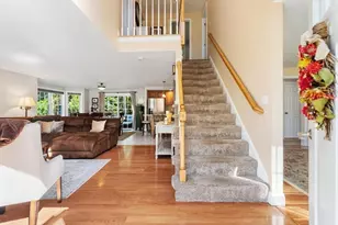 104 Ridgewood Dr, Taunton, MA 02780 - Photo 9