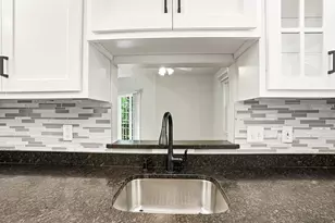 62 Heritage Dr, Northbridge, MA 01588 - Photo 9