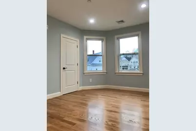 16 Grove St #3, Malden, MA 02148 - Photo 5