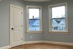16 Grove St, Malden, MA 02148 - Photo 5