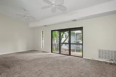 1461 Pawtucket Blvd #D12, Lowell, MA 01854 - Photo 9