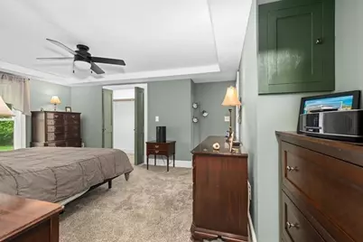 23 Shadowbrook Ln #10, Milford, MA 01757 - Photo 11