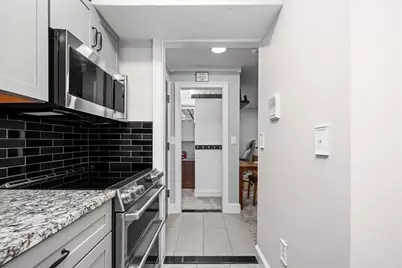 23 Shadowbrook Ln #10, Milford, MA 01757 - Photo 9