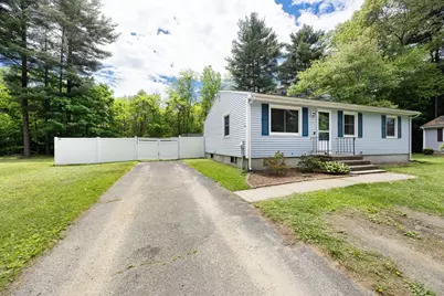 37 Parkerview St, Springfield, MA 01129 - Photo 3