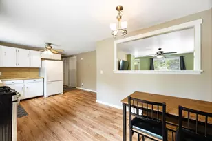 37 Parkerview St, Springfield, MA 01129 - Photo 7