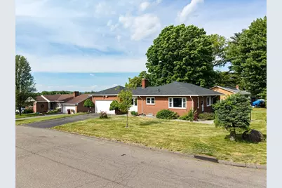 30 Oakridge St, Ludlow, MA 01056 - Photo 7