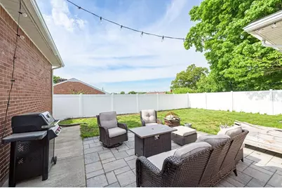 30 Oakridge St, Ludlow, MA 01056 - Photo 37